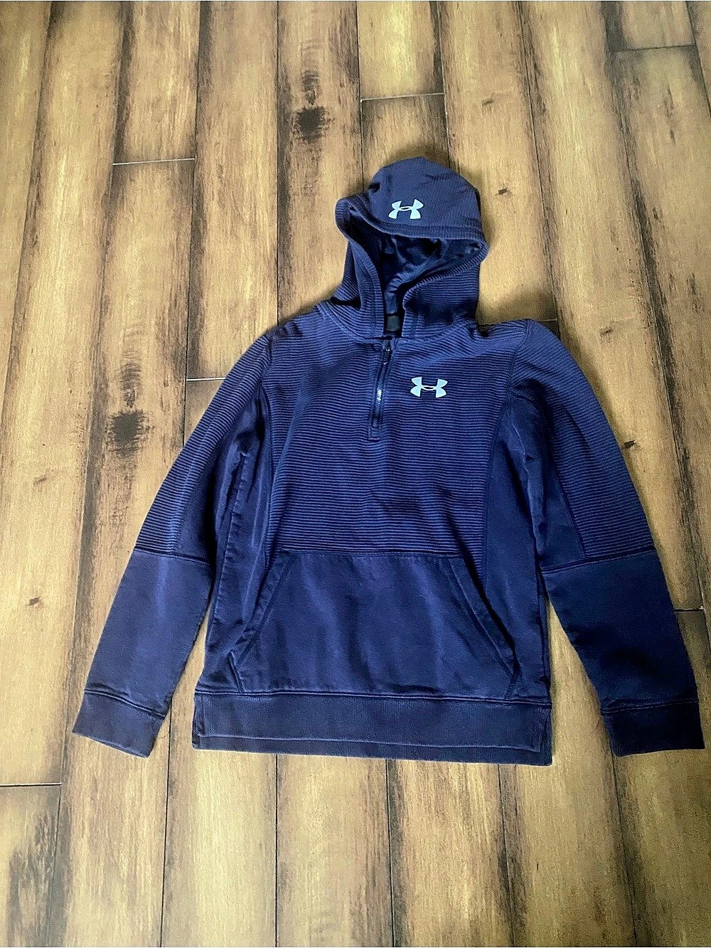 Under Armour Boys Large Blue Hoodie